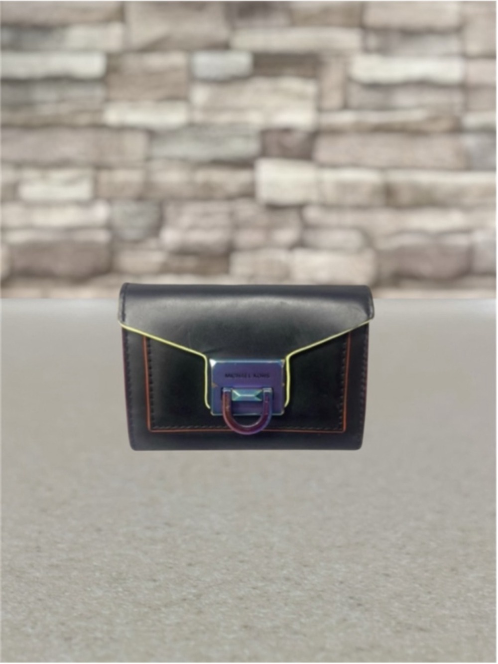Michael Kors Manhattan Small Flap Wallet Black Neon Contrast Rare